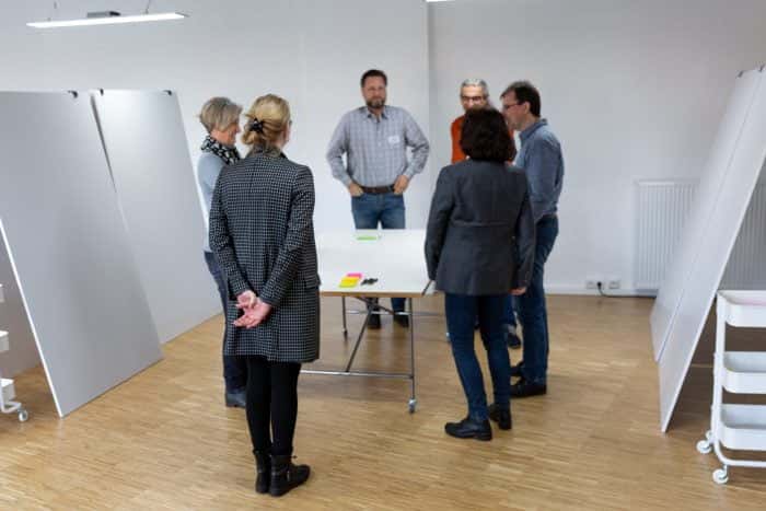 Agile Coach von Me & Company bildet neue Agile Coaches im ReThink Tank aus